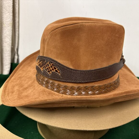 Wrangler Felt Cowboy Hat Embroidered Horse With Snake Skin Hat and 2nd Band - Picture 3 of 10